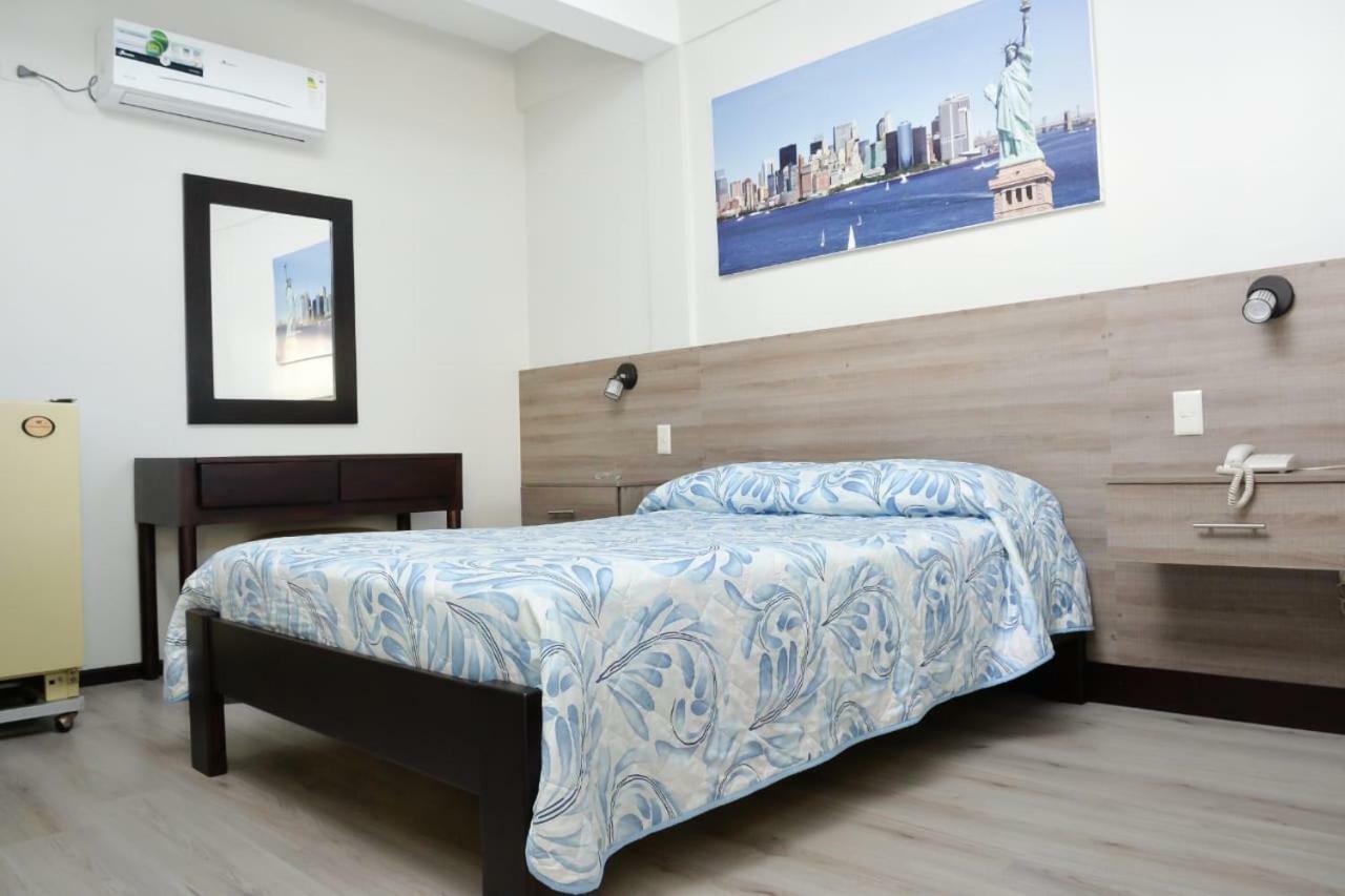 Hotel Olimpico En Quevedo Екстер'єр фото